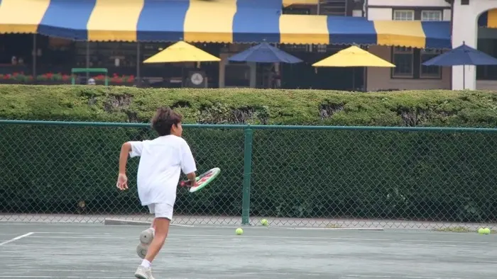 The Parent Network: Friendships That Form During Junior Tennis